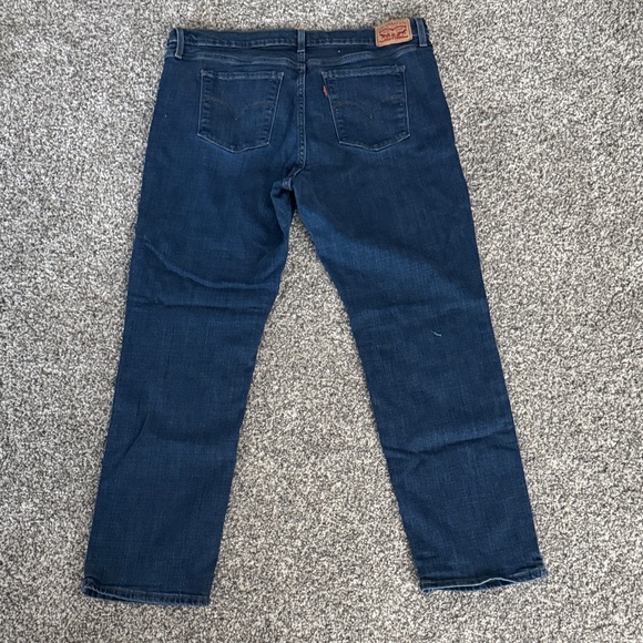 Levi’s Women’s 314 Shaping Straight Jeans. Size 34 - Picture 5 of 7